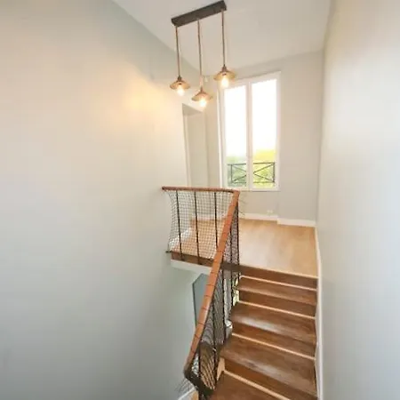 펜션 De 11 Personnes A La Campagne