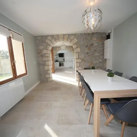 Tatil Evi De 11 Personnes A La Campagne Nanteuil-sur-Marne